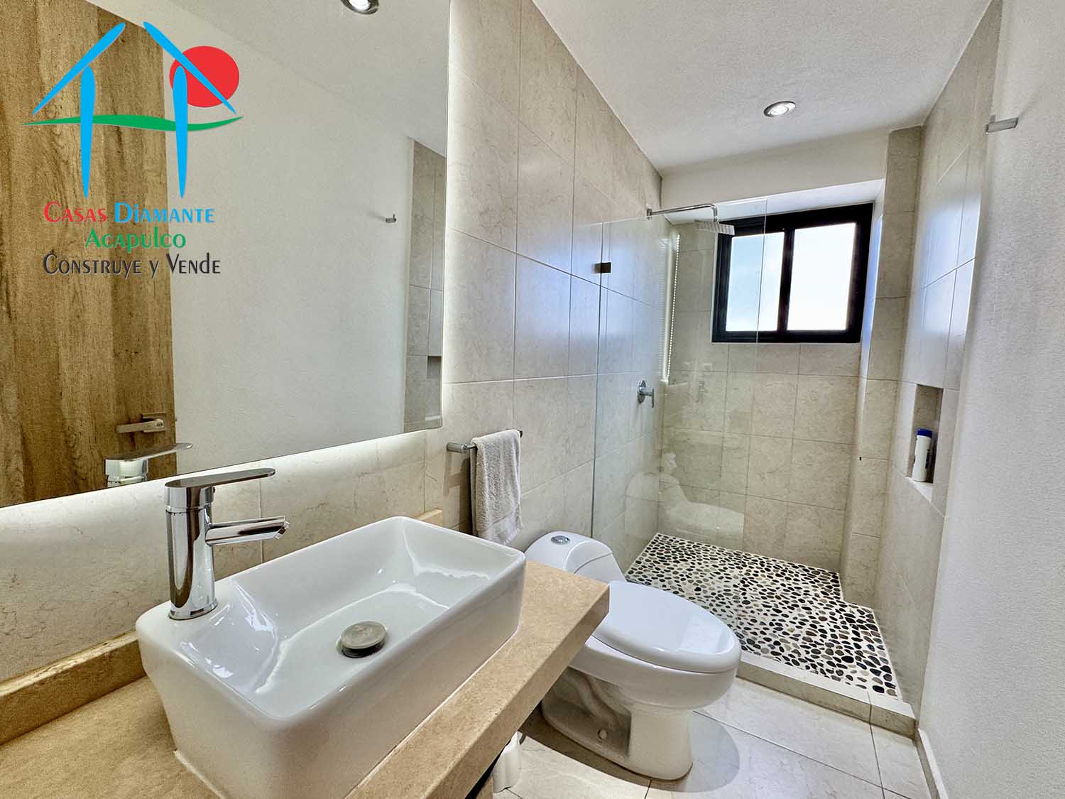 Olympia 001 - Baño completo 1